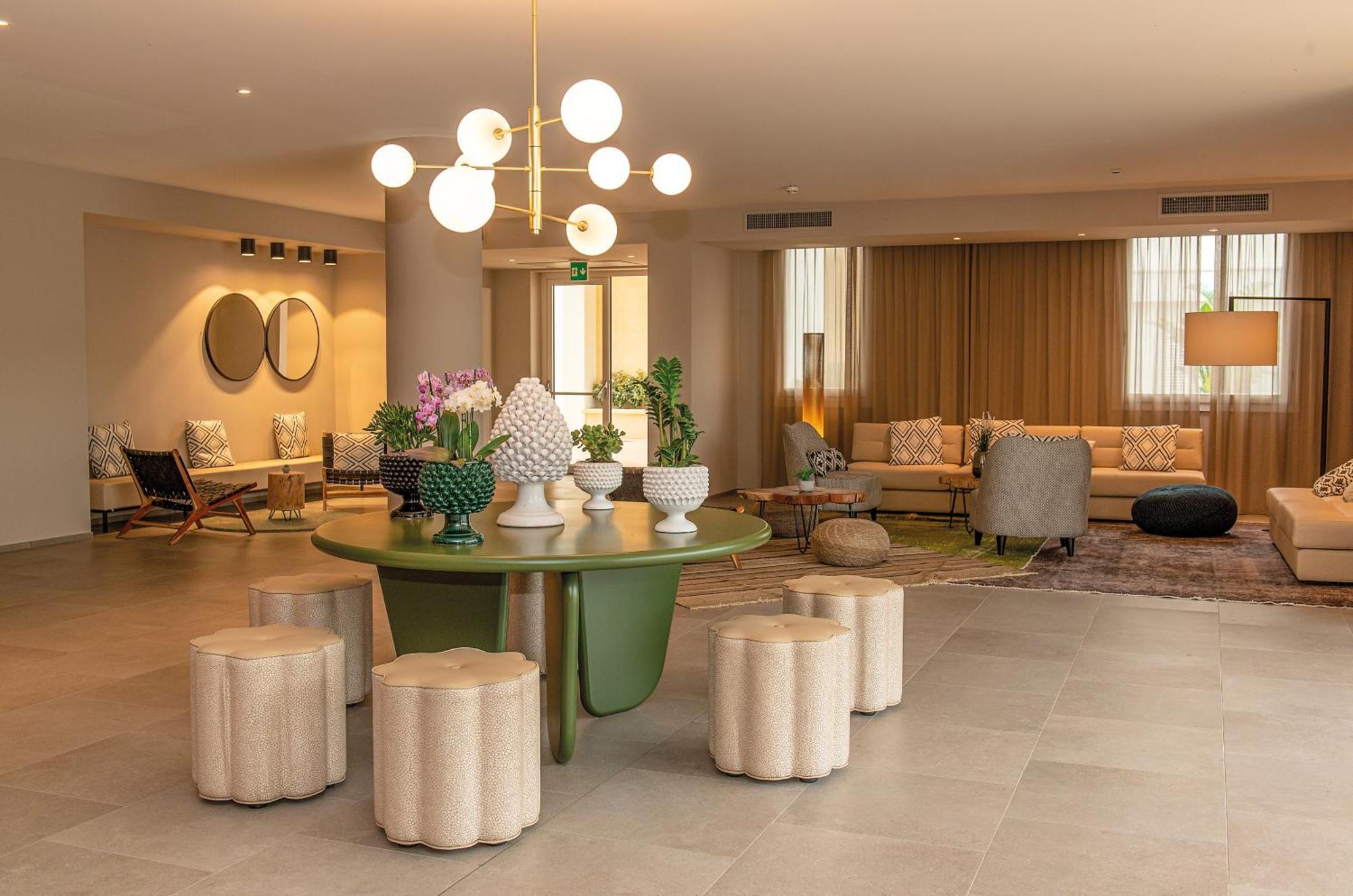 Hotel Mangia's Himera 4*